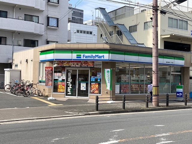 シャンボール鶴見 コンビニ
