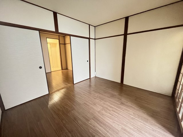 諸口３丁目テラスハウス リビング
