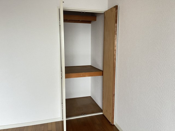 ヴィラ諸口 収納