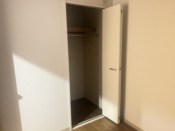 フレグランス鶴見 収納