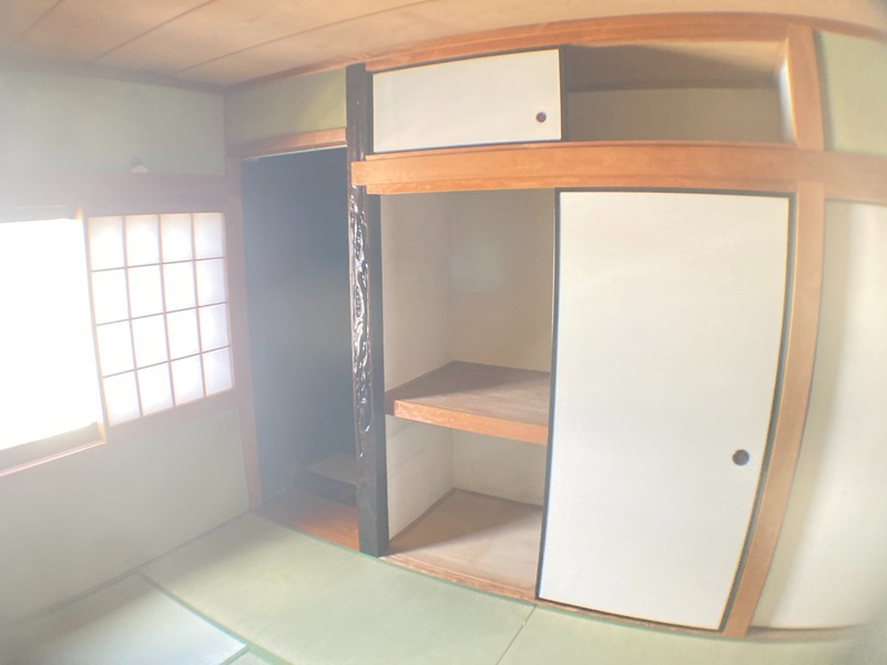 稲田新町2丁目貸家 収納