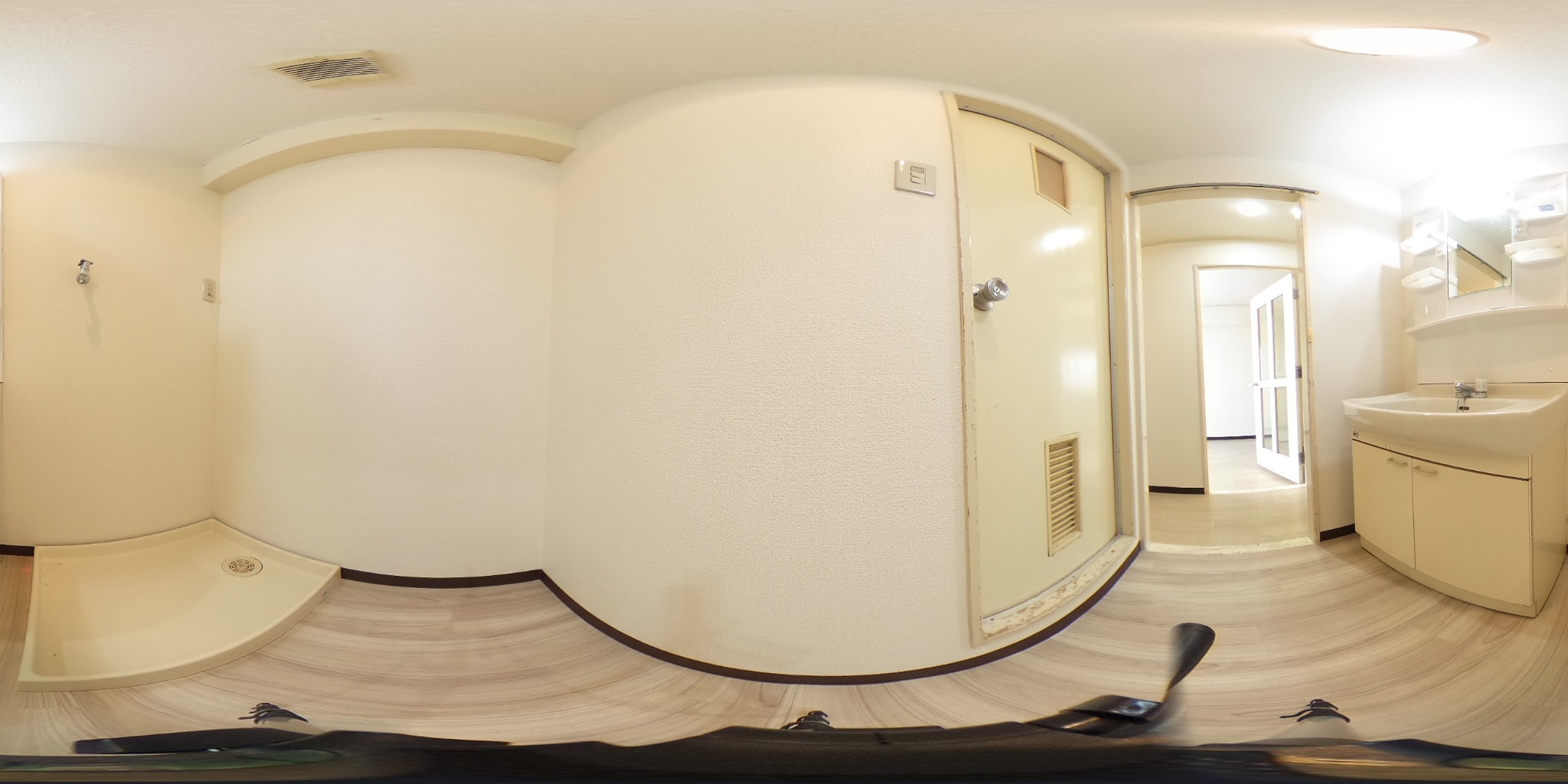ロイヤルハイツ鶴見 洗面所