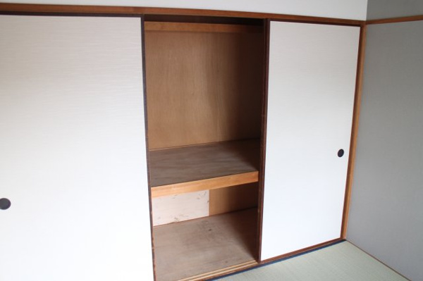 日宝ライフ放出西 収納