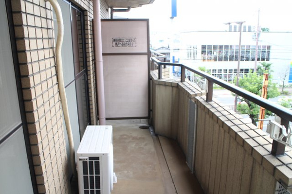 日宝ライフ放出西 ベランダ