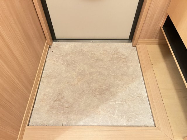 ネバーランド 玄関