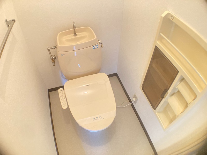 グリーンハイツ吉川 トイレ