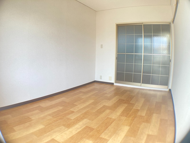 グリーンハイツ吉川 ベッドルーム