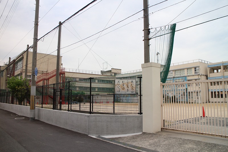グリーンハイツ吉川 小学校
