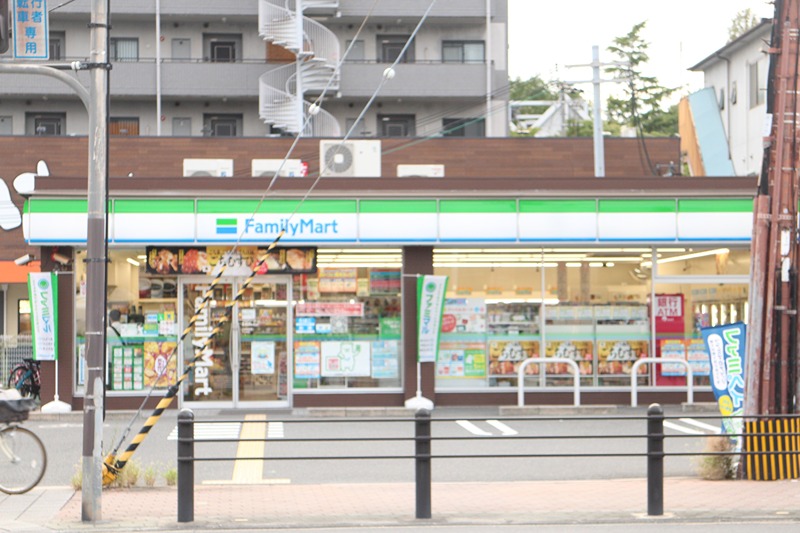 コータコート コンビニ