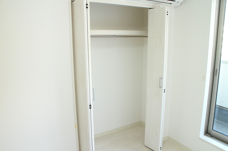 クリエオーレ中茶屋 収納