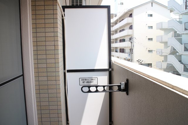 リップルルネ放出 ベランダ