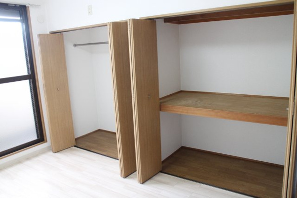 リリーブ一号館 収納