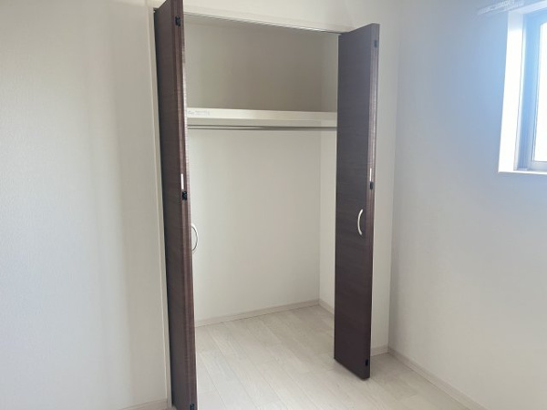 トップヒル森河内 収納