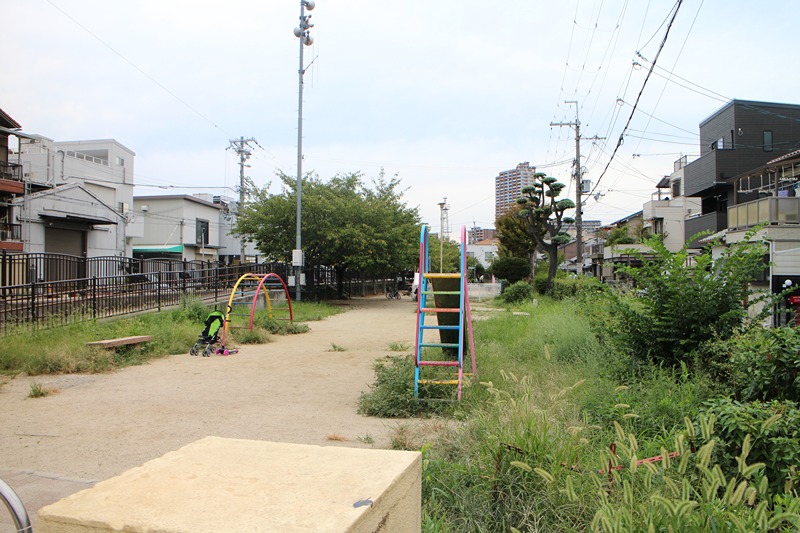 トップヒル森河内 公園