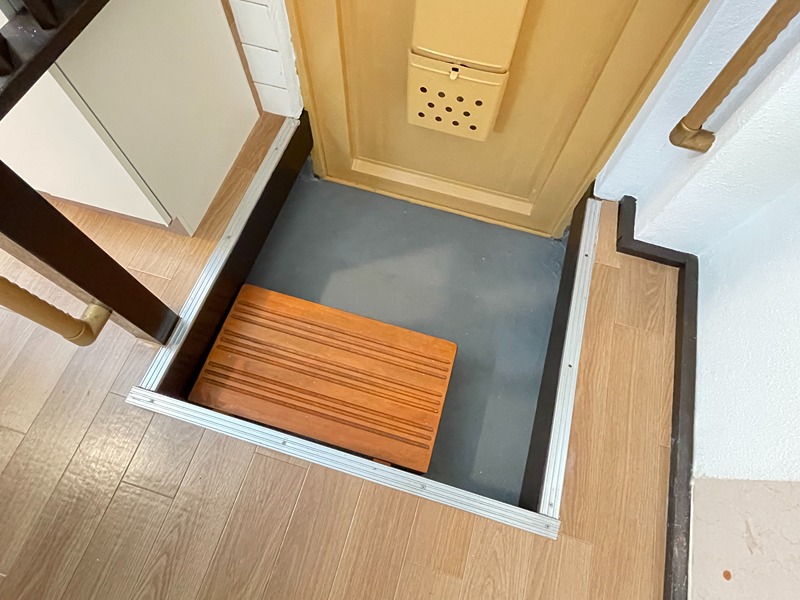 白鶴マンション 玄関