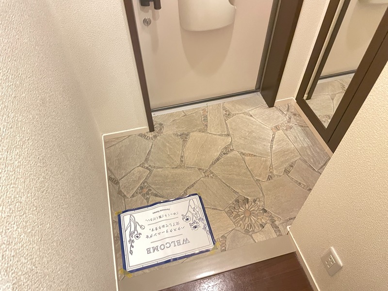 ソーレアストロC 玄関