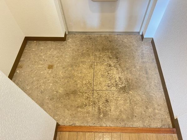 グランドソーワ今福鶴見 玄関