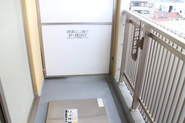プラディオ徳庵セレニテ ベランダ
