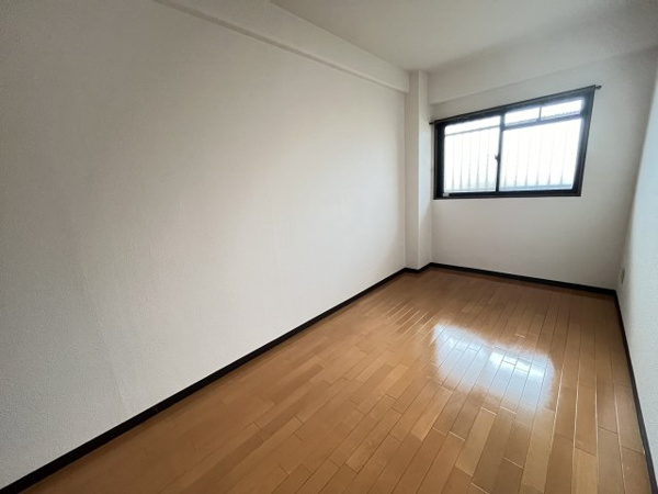 プレステージ鶴見 ベッドルーム