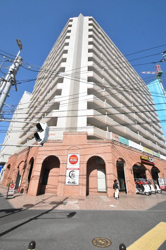 アマックスヨコハマ 外観