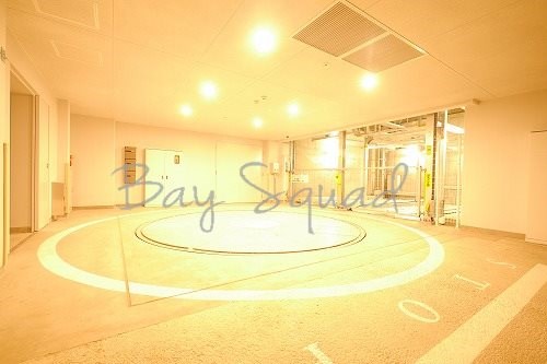 ラセルコート元町 駐車場