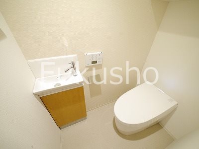 ラセルコート元町 トイレ
