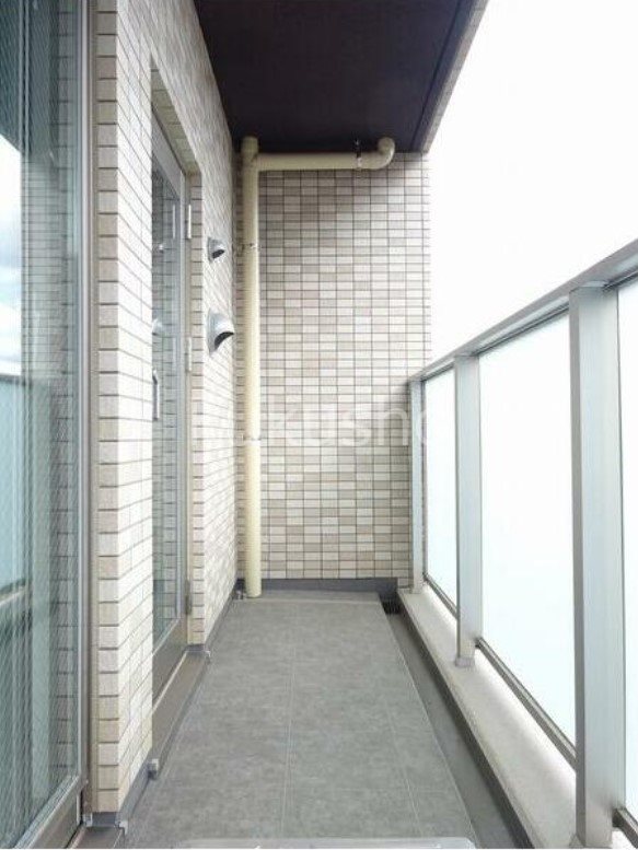 リヴシティ横濱関内弐番館  ベランダ