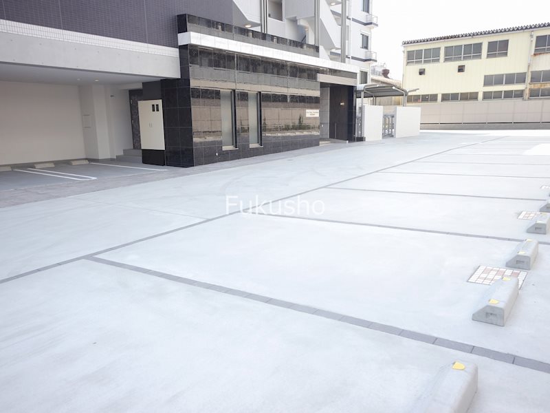 グランステージ綱島  駐車場