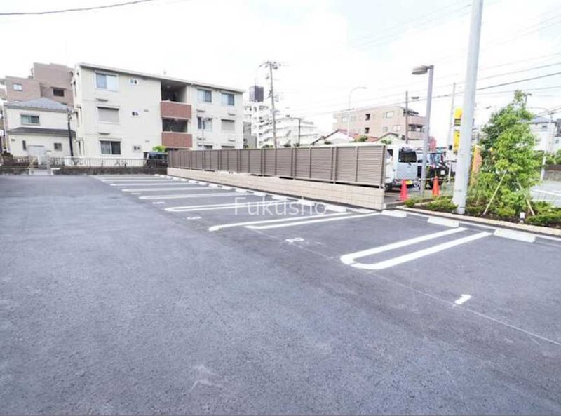 ビアンカ日吉Ⅲ 駐車場