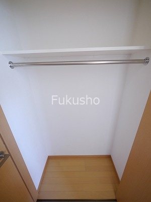 エルグランド鶴見 収納