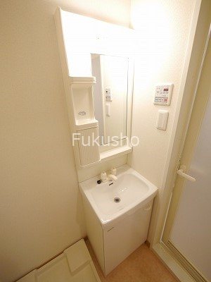 エルグランド鶴見 洗面所