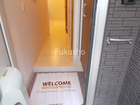 カーサデ白楽 玄関