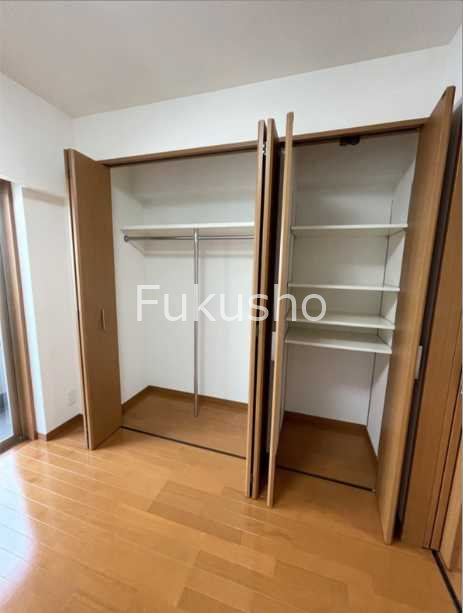 アクサス菊名LR 収納