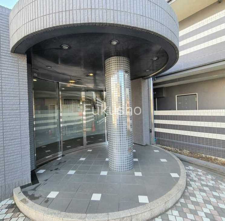 神奈川県横浜市保土ケ谷区峰岡町２丁目 エントランス