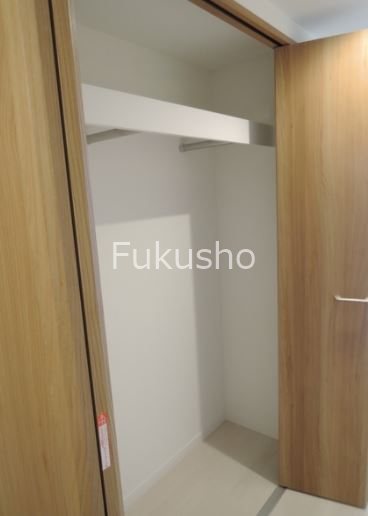 エクセル新川崎  収納