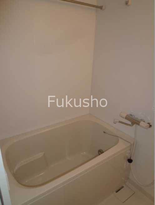 センプレフェリーチェ   風呂画像