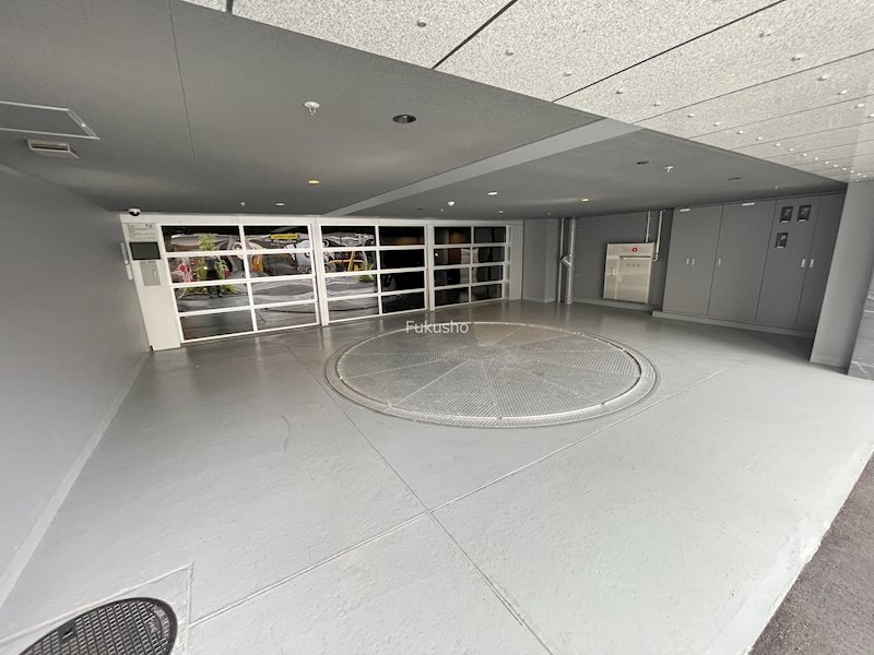 ガーラクレスタ横濱関内  駐車場