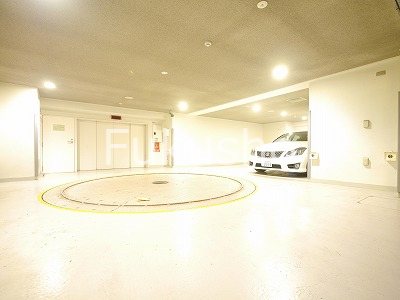 グランドガーラ横濱桜木町 駐車場