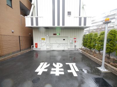レグラス横浜西口   駐車場