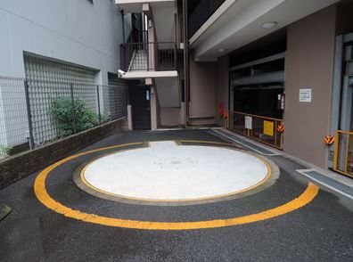 ライオンズマンション川崎宮前町  駐車場