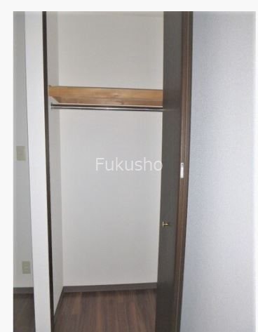 ライオンズマンション川崎宮前町  収納