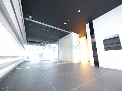 グロース西横浜 エントランス
