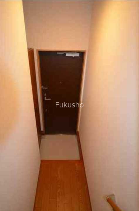 プレシャスⅡ  玄関