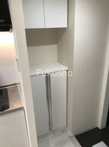 ビーカーサ横浜天王町  玄関