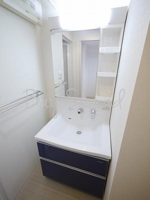 エクセラント横浜 洗面所