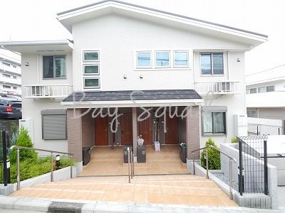 ベル大倉山イースト  外観