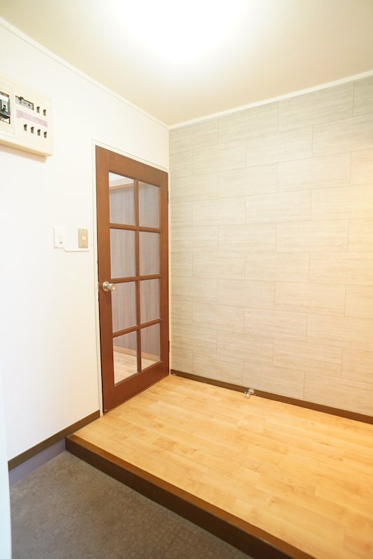 エクシード中沢 玄関