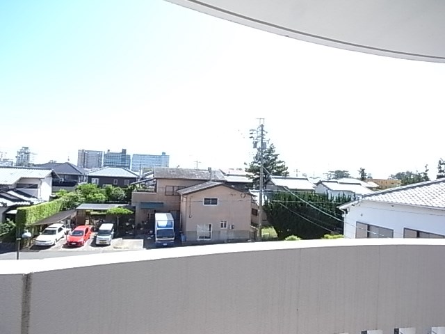 ガーデンロゼ弁天 ベランダ