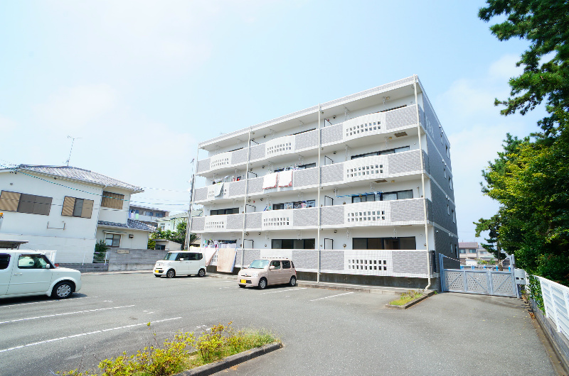ガーデンロゼ弁天 外観