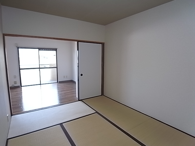 リヴェールセントラルハイツ その他